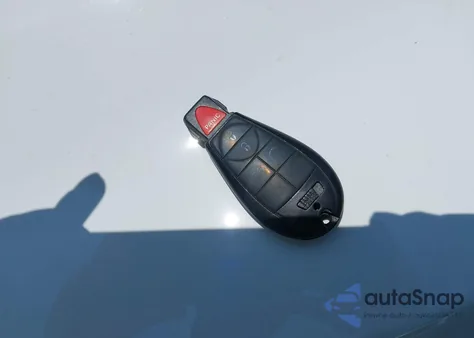 2010 Jeep Grand Cherokee Laredo z USA, uszkodzony, nr VIN 1J4PR4GKXAC143566